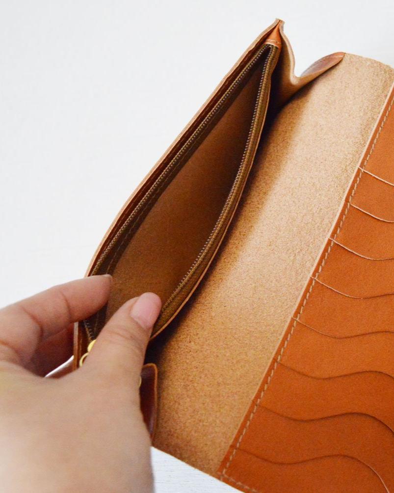 【イルビゾンテ】ロングウォレット 54162304440