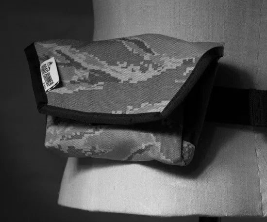 【バーンストア】ROAD RUNNER BAGS / Waterproof Hip Bag (ウォータープルーフヒップバッグ)