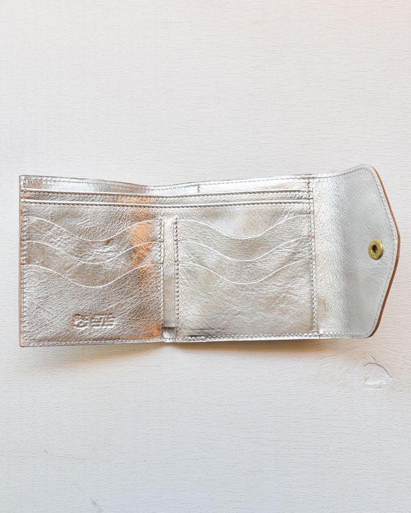 【イルビゾンテ】メタリックレザー ウォレット 54172310740