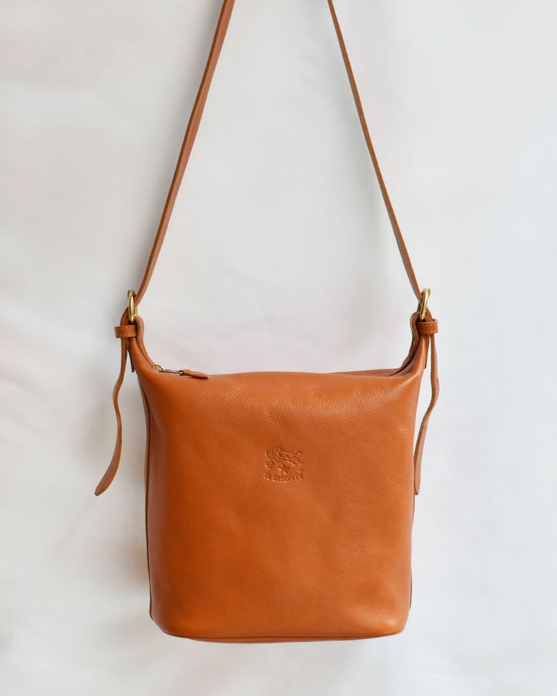 【イルビゾンテ】ショルダーバッグ 5442300111