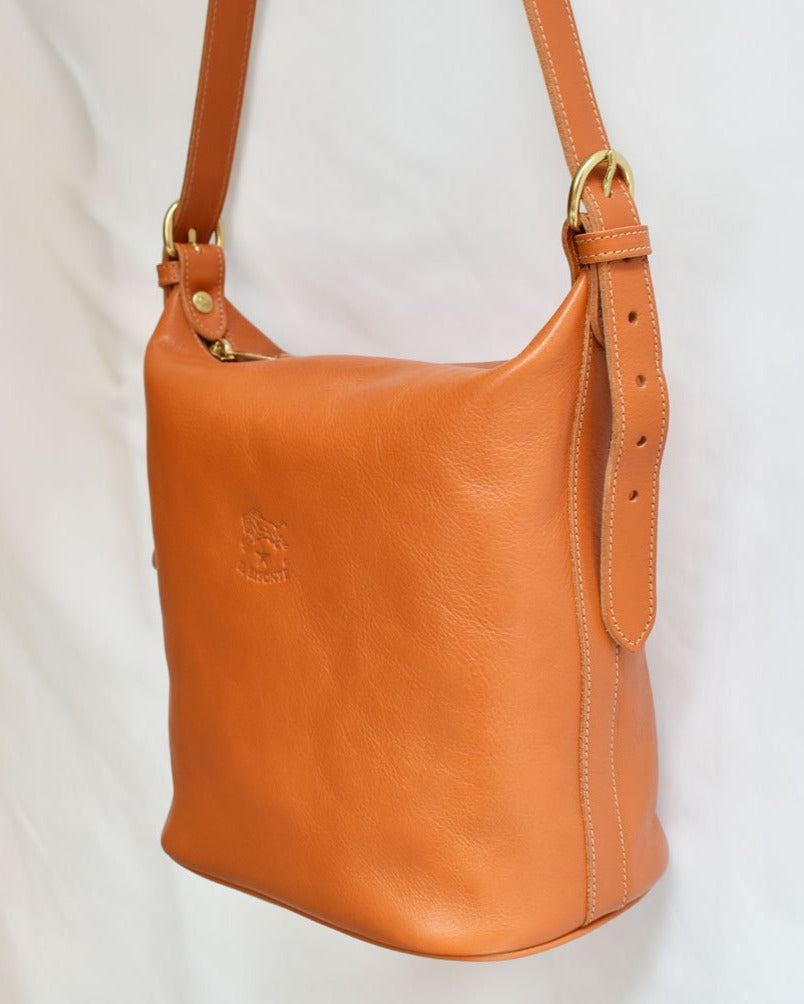 【イルビゾンテ】ショルダーバッグ 5442300111