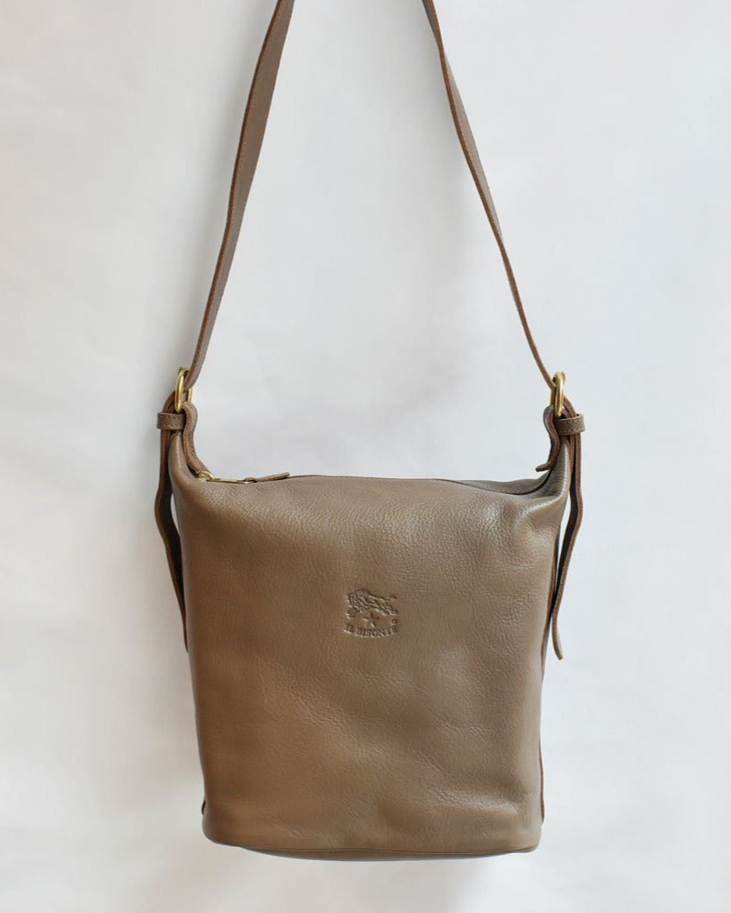 【イルビゾンテ】ショルダーバッグ 5442300111