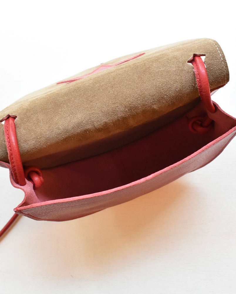 【イルビゾンテ】クロスボディバッグ 54202300311