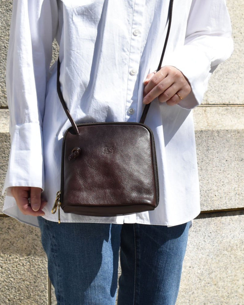 【イルビゾンテ】クロスボディバッグ 54202300210