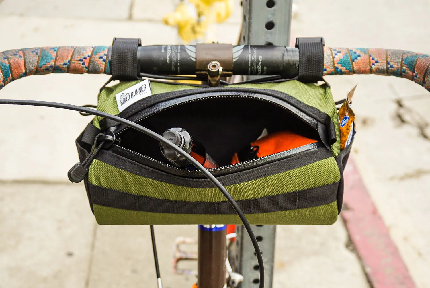 【バーンストア】ROAD RUNNER BAGS / California Burrito Handlebar Bag (カリブリトーハンドルバーバッグ)