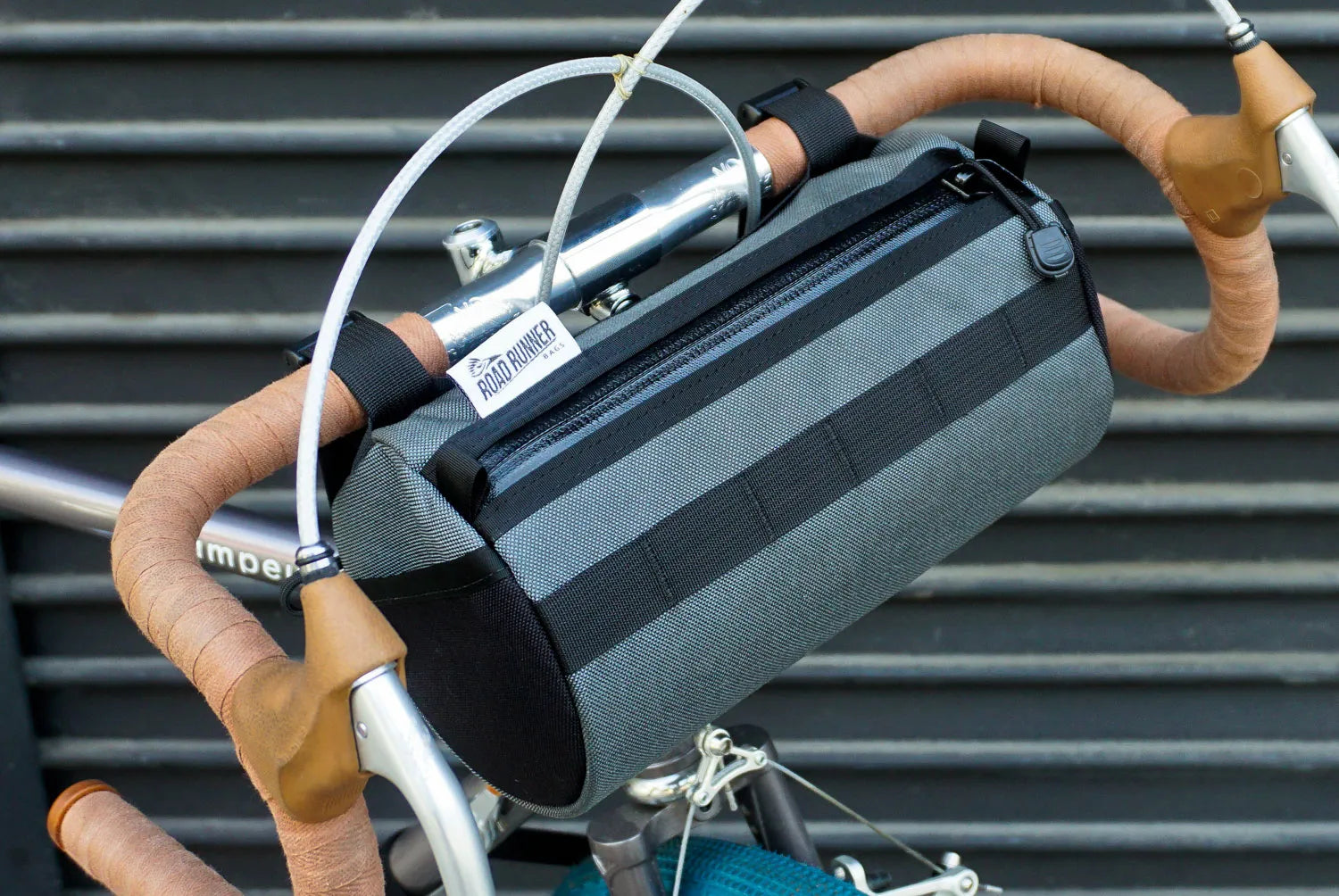 【バーンストア】ROAD RUNNER BAGS / California Burrito Handlebar Bag (カリブリトーハンドルバーバッグ)