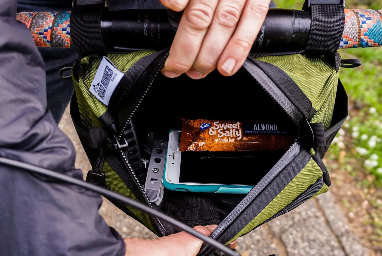 【バーンストア】ROAD RUNNER BAGS / California Burrito Handlebar Bag (カリブリトーハンドルバーバッグ)