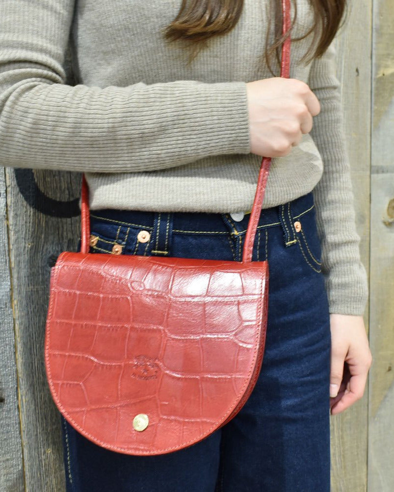 【イルビゾンテ】クロコエンボスドレザー クロスボディバッグ 54202307711