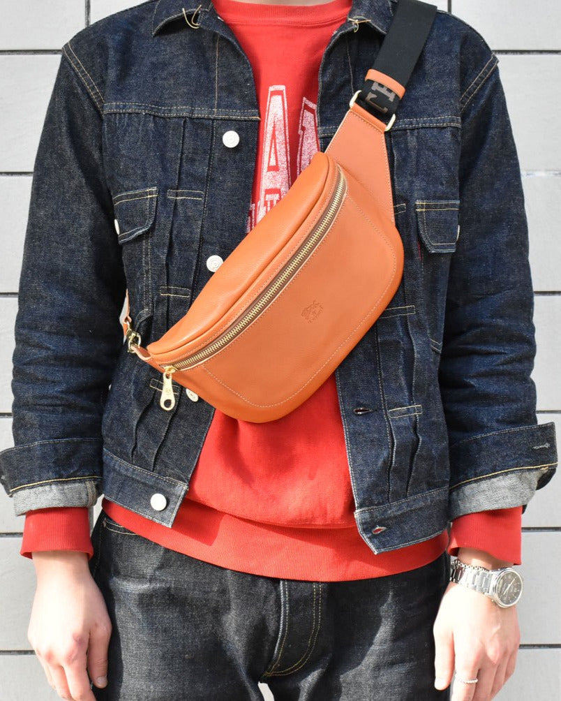 【イルビゾンテ】バムバッグ 54222300911