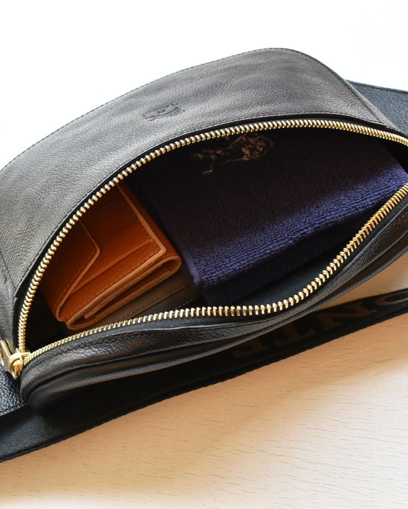 【イルビゾンテ】バムバッグ 54222300911