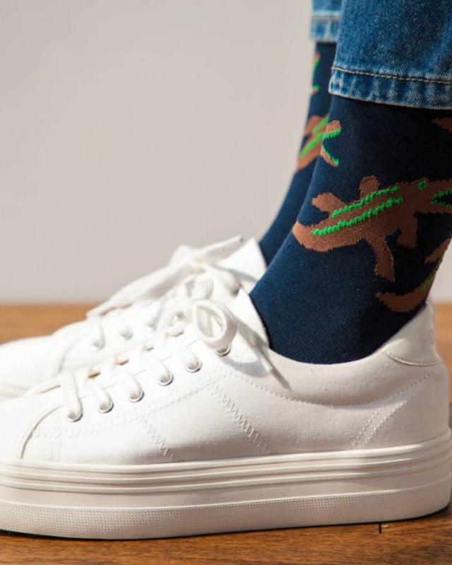 WARMGREY TAIL(ウォームグレーテール)/ CROCODILE SOCKS - NAVY【バーンストア】