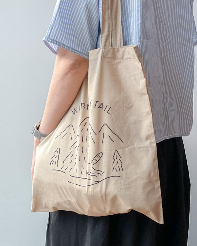 【バーンストア】WARMGREY TAIL / LOGO BAG - BEIGE ファブリックバッグ