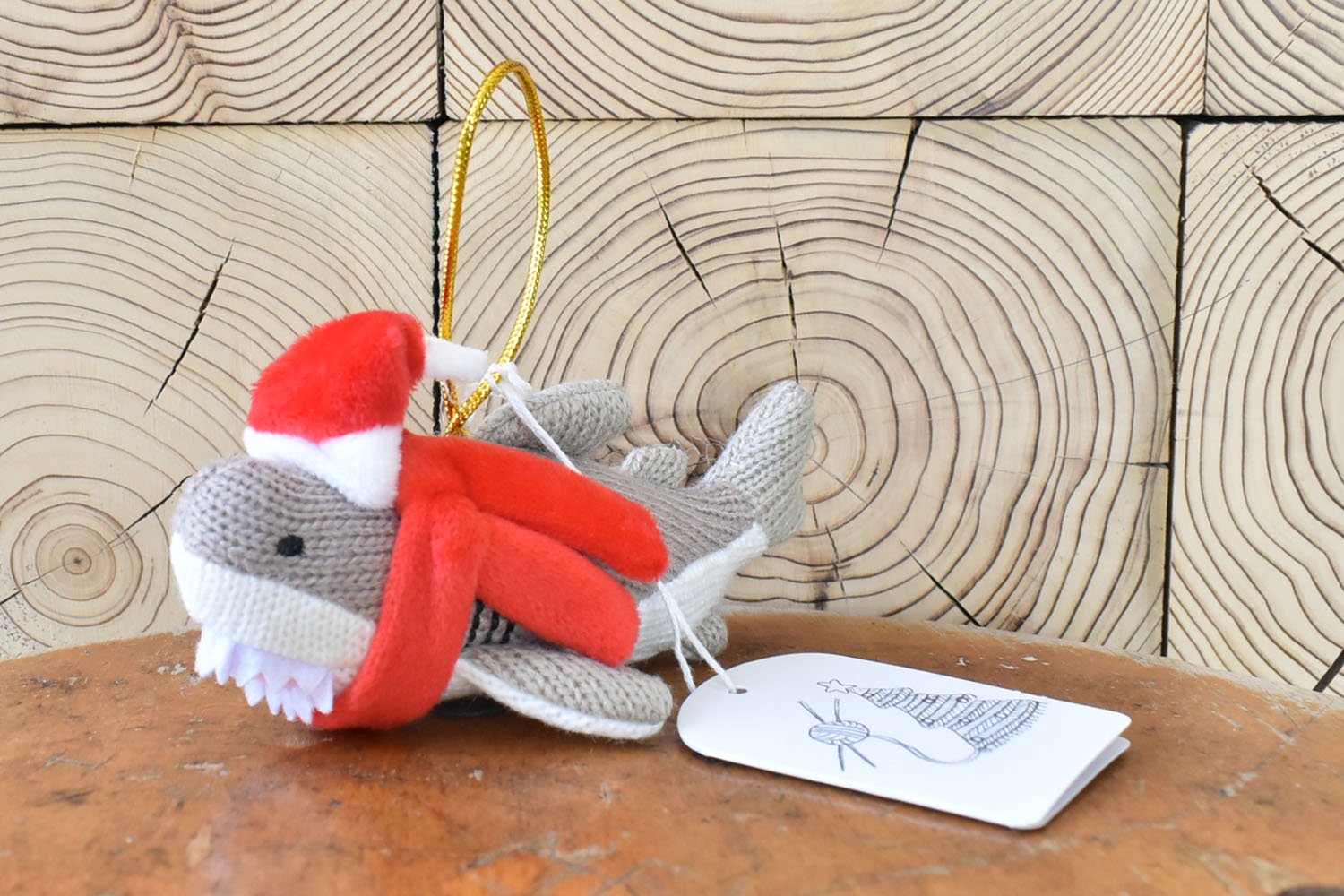 【バーンストア】Best Years / Shark Christmas Ornament