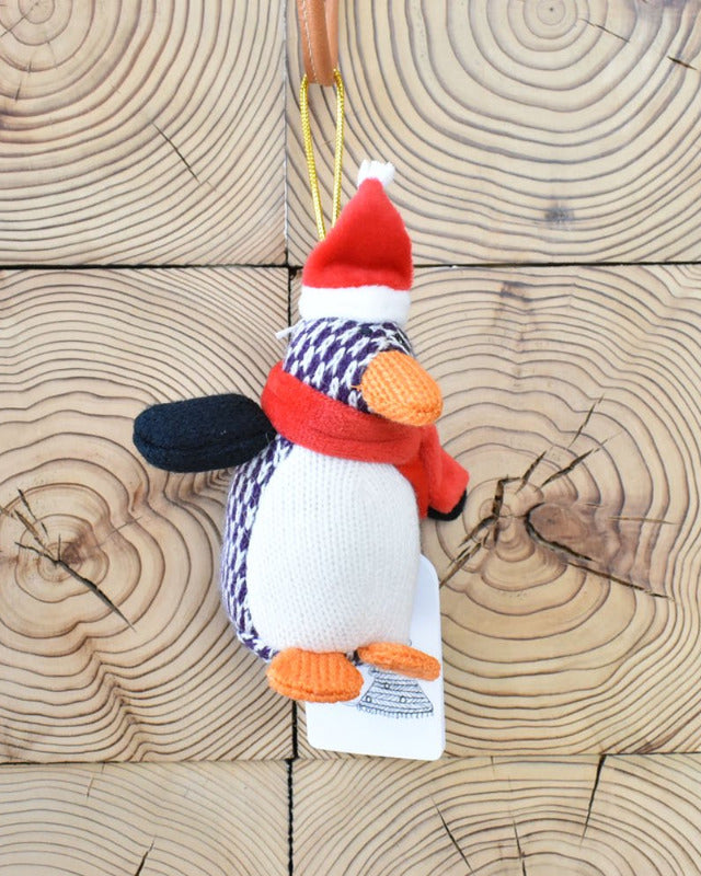 【バーンストア】Best Years / Penguin Christmas Ornament