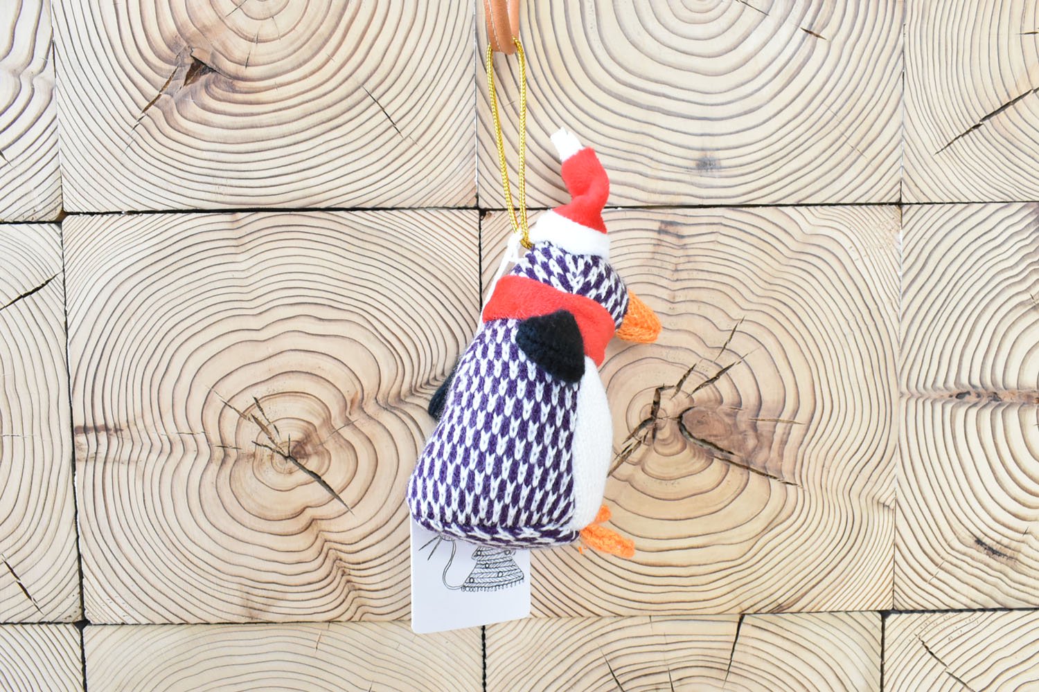 【バーンストア】Best Years / Penguin Christmas Ornament