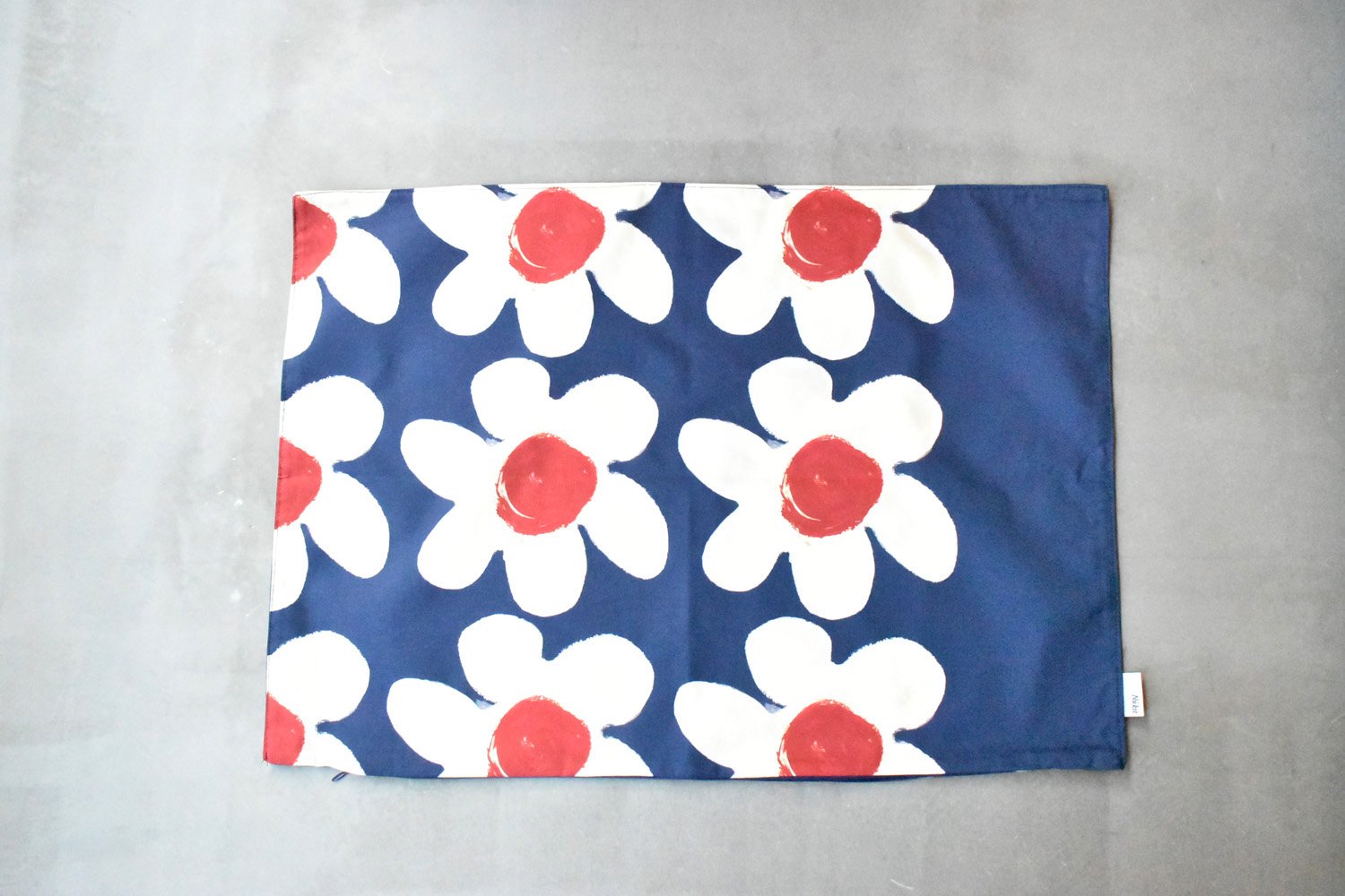 【バーンストア】Nukit / holliday bloom full ピローケース