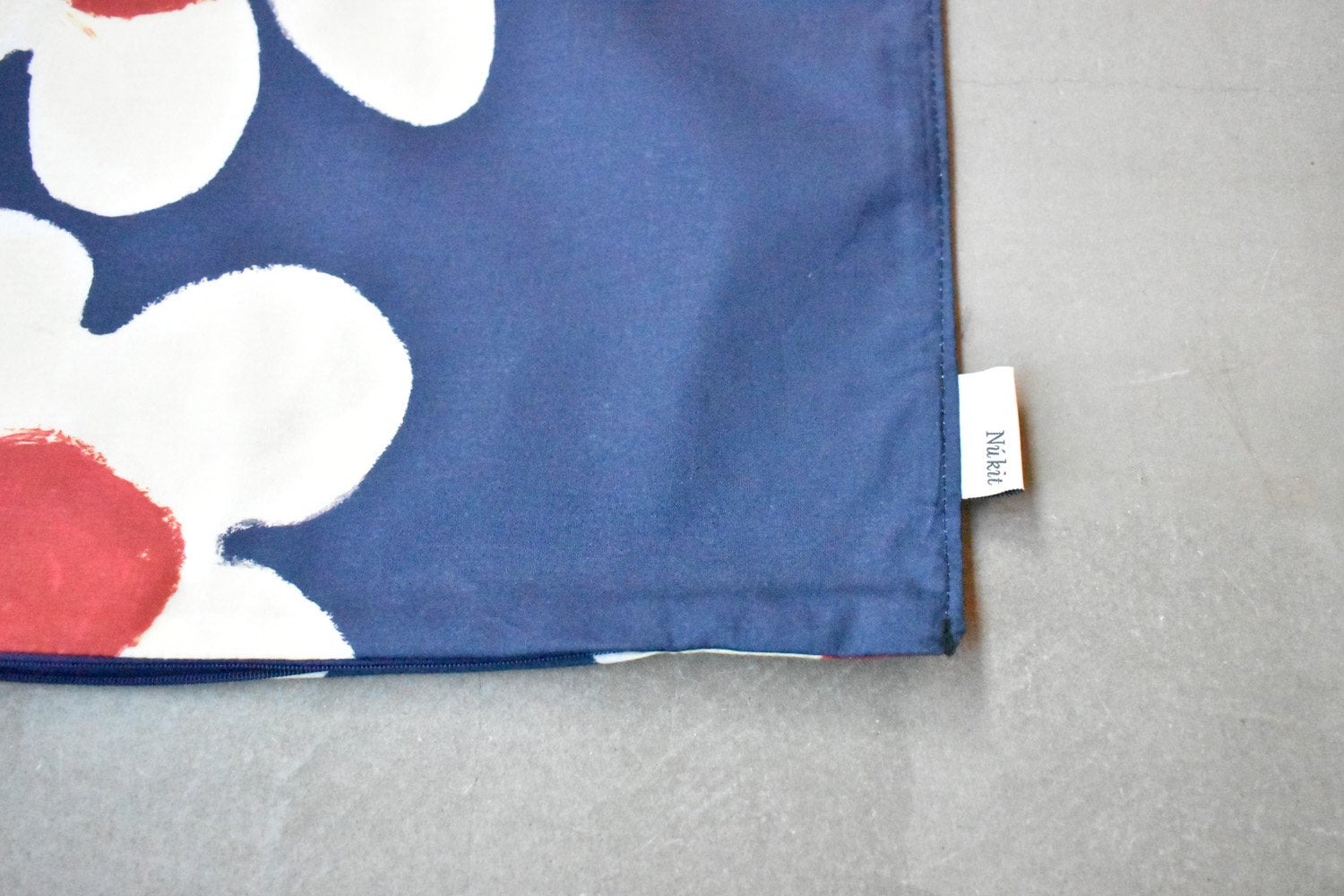 【バーンストア】Nukit / holliday bloom full ピローケース