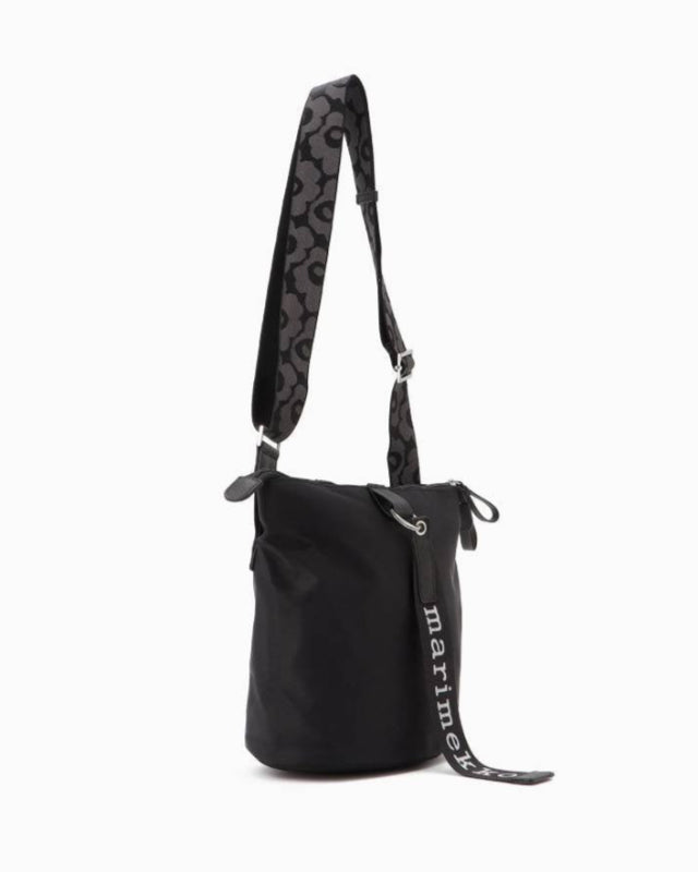 【マリメッコ】Carry All Solid ショルダーバッグ 52239291923