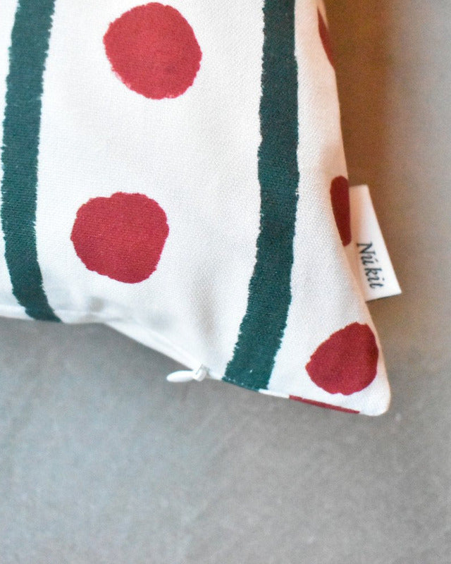 【バーンストア】Nukit / tinkle red クッションカバー