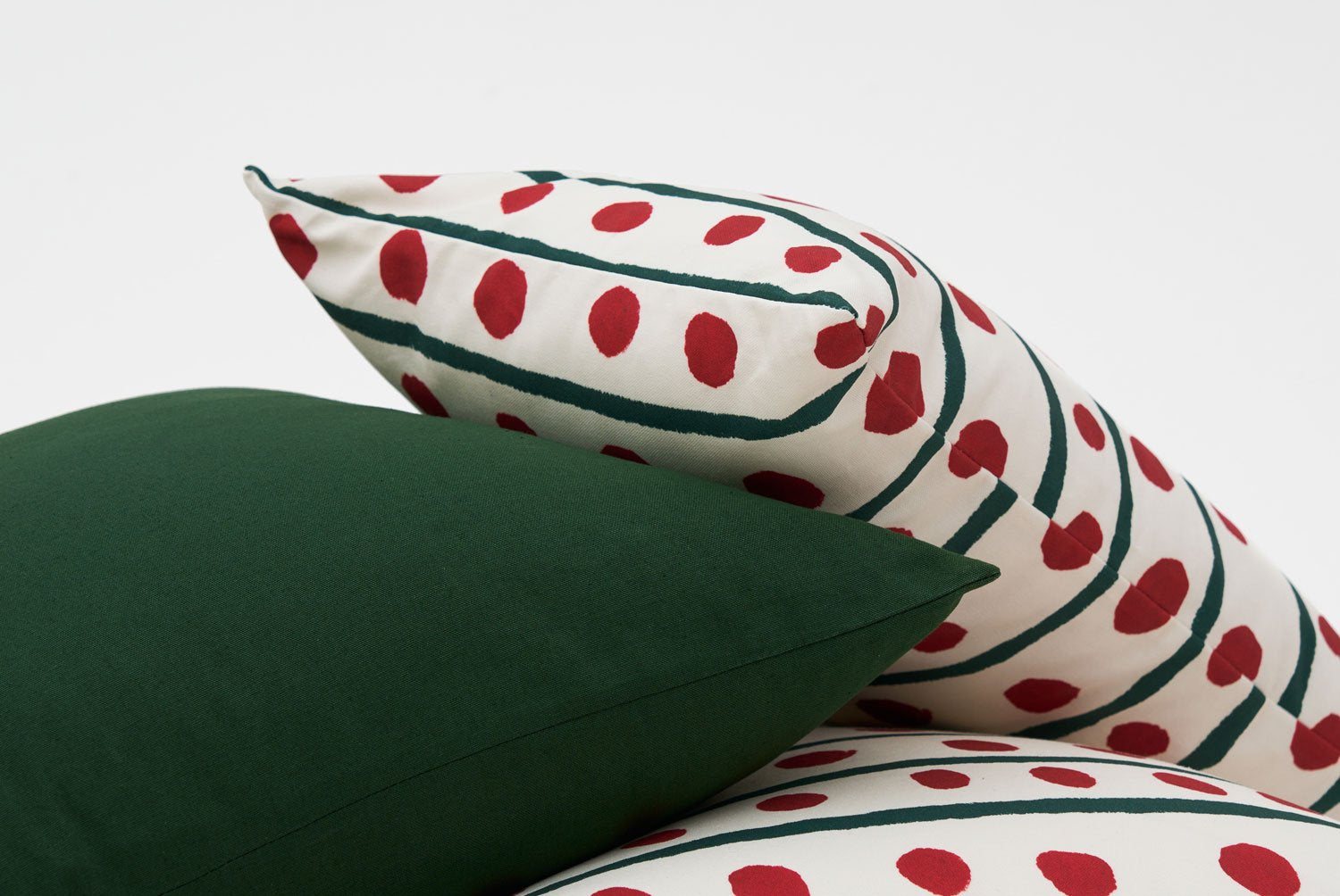 【バーンストア】Nukit / tinkle red クッションカバー