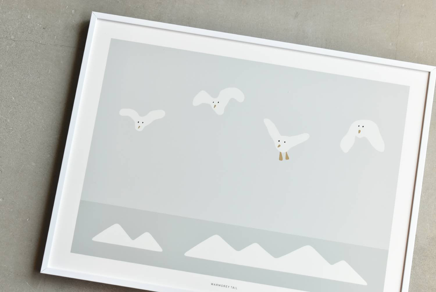 WARMGREY TAIL(ウォームグレーテール)/ FLYING SEAGULLS POSTER 300mm x 400mm (フレーム付き)【バーンストア】