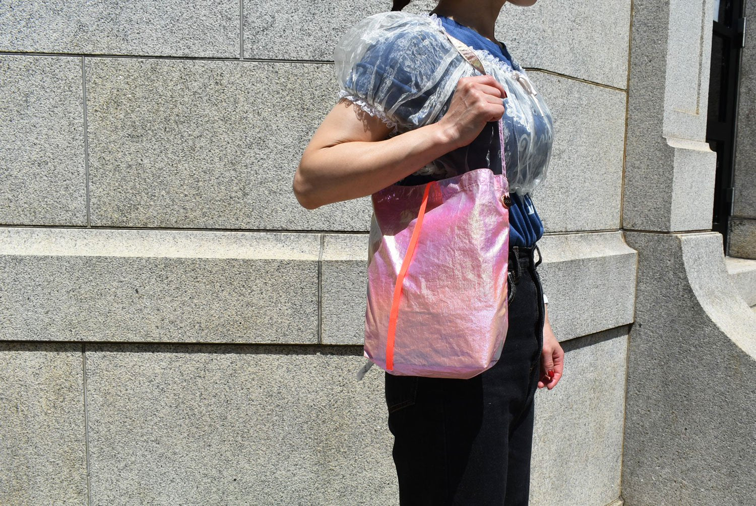 【バーンストア】GGU mini hologram shoulder bag
