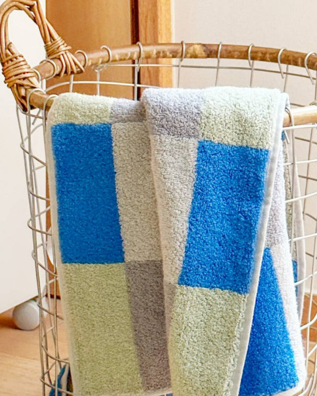 【バーンストア】WARMGREY TAIL / CHECK TOWEL - KHAKI BLUE