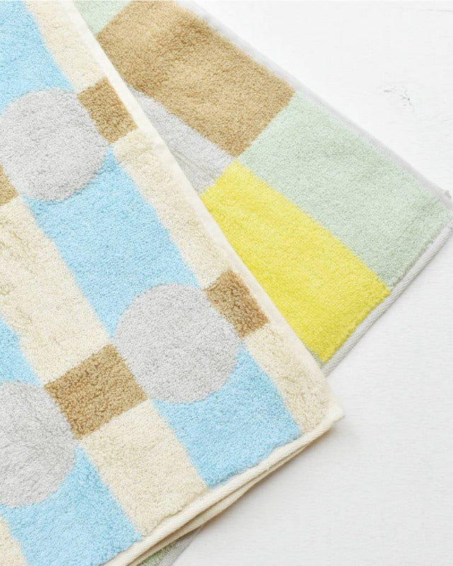 WARMGREY TAIL(ウォームグレーテール)/ DOT CHECK FACE TOWEL - GREY ON CREAM【バーンストア】