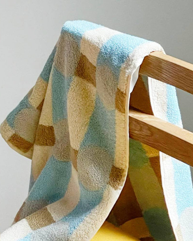 WARMGREY TAIL(ウォームグレーテール)/ DOT CHECK FACE TOWEL - GREY ON CREAM【バーンストア】