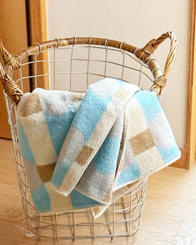 【バーンストア】WARMGREY TAIL / DOT CHECK TOWEL - GREY ON CREAM