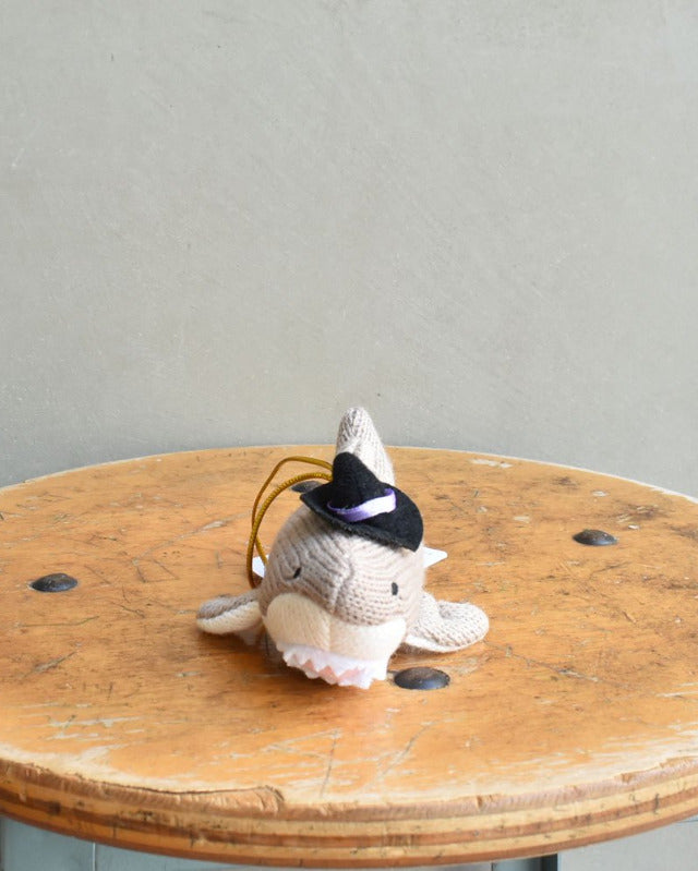 【バーンストア】Best Years / Shark Happy Halloween Decoration