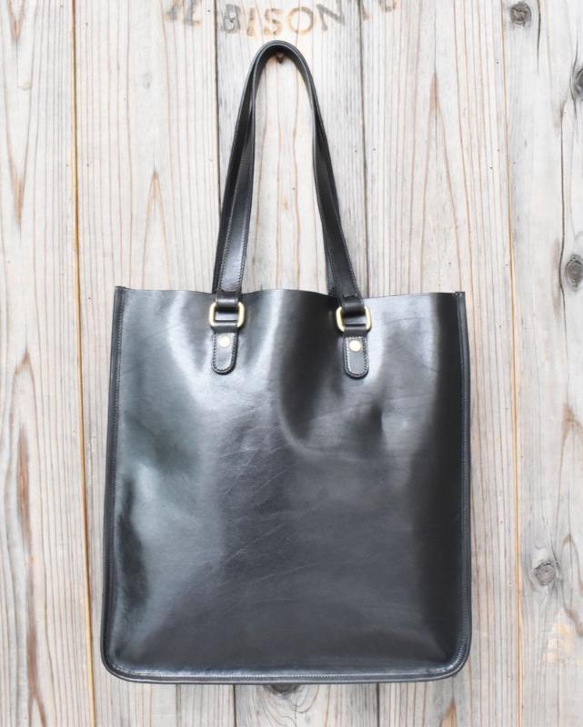 【イルビゾンテ】キャニオンレザー トートバッグ 54242303114