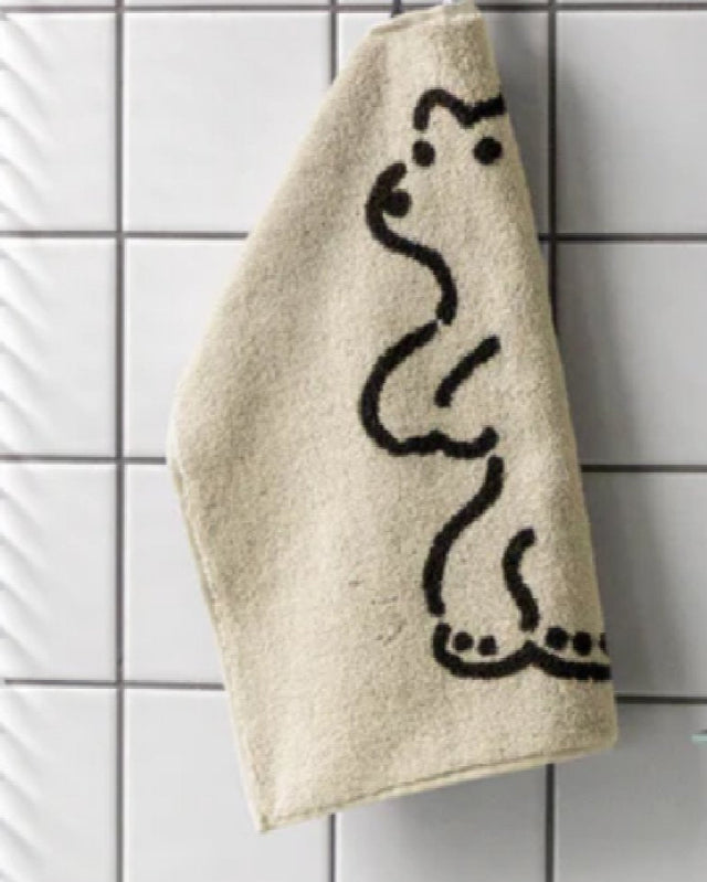 【バーンストア】WARMGREY TAIL / HUGGY BEAR HAND TOWEL - CREAM