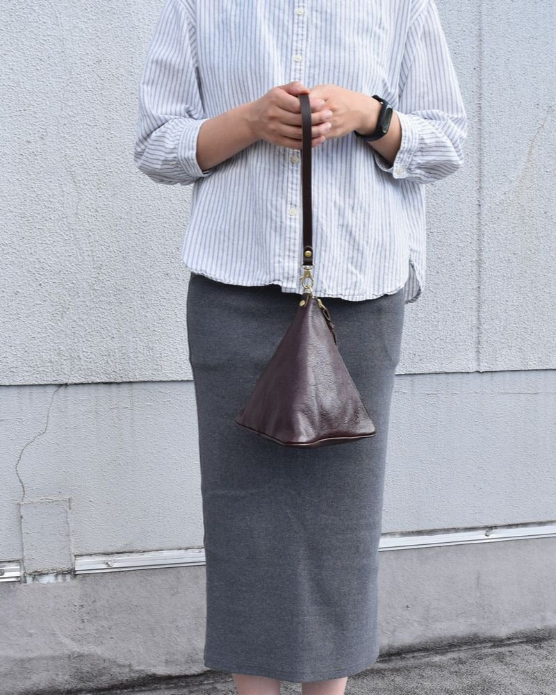 【イルビゾンテ】ハンドバッグ 54242305113