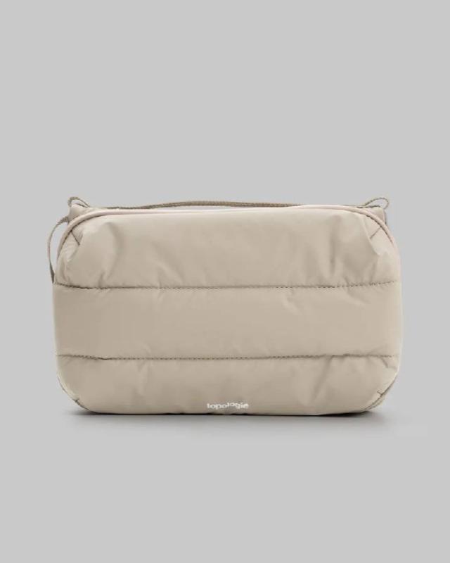 topologie / Bottle Sacoche Large 【バッグ単体】(Taupe/Puffer) 