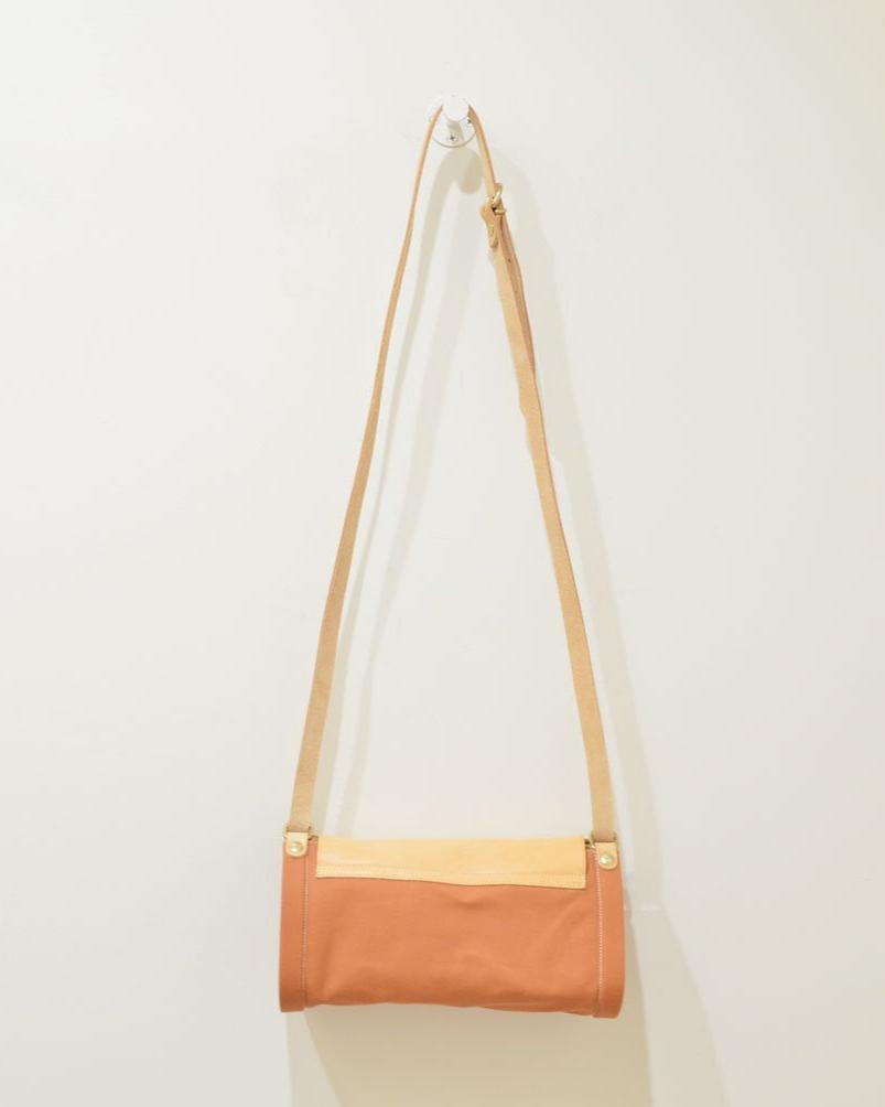 【イルビゾンテ】 キャンバス クロスボディバッグ 411819