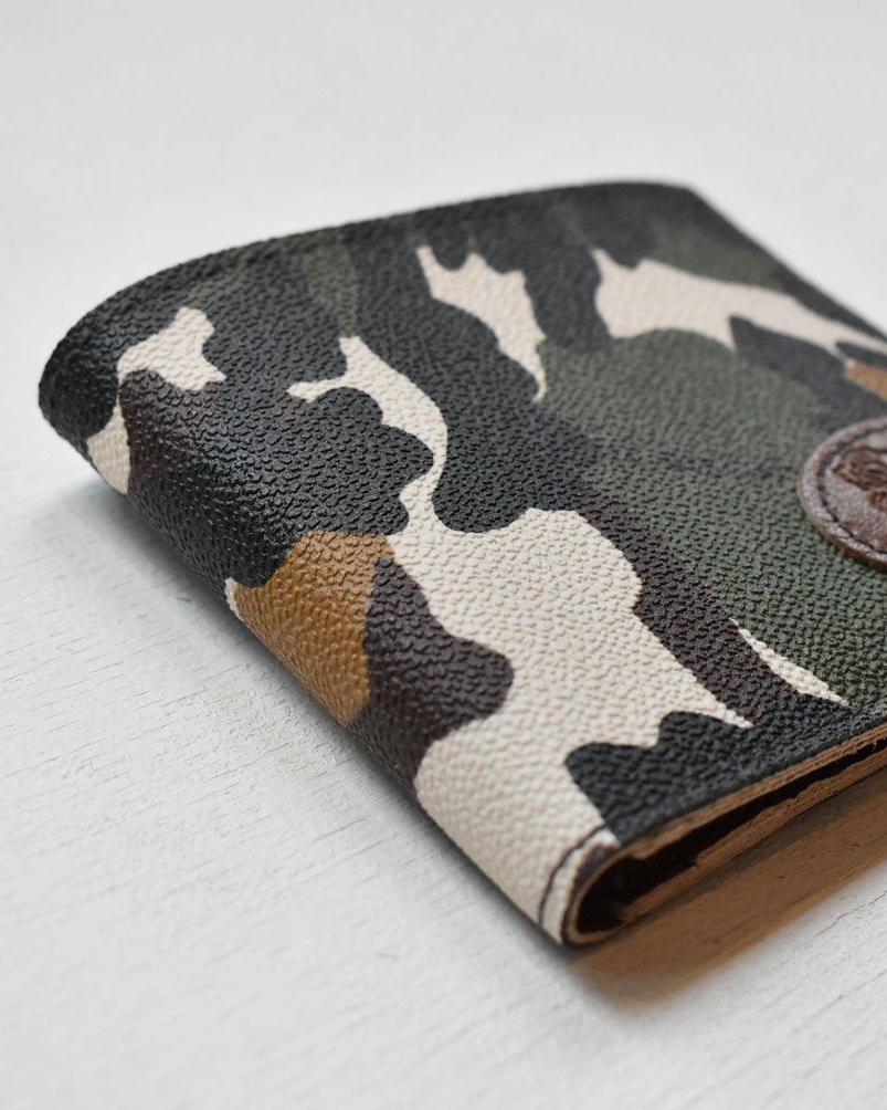 【イルビゾンテ】カモフラージュ ウォレット 5402305072