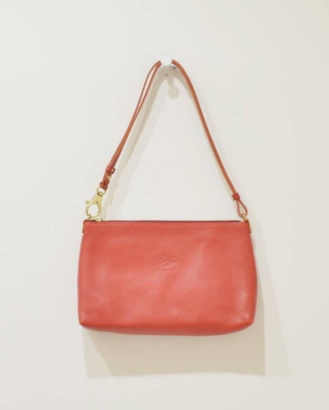 【イルビゾンテ】ショルダーバッグ 5442302211