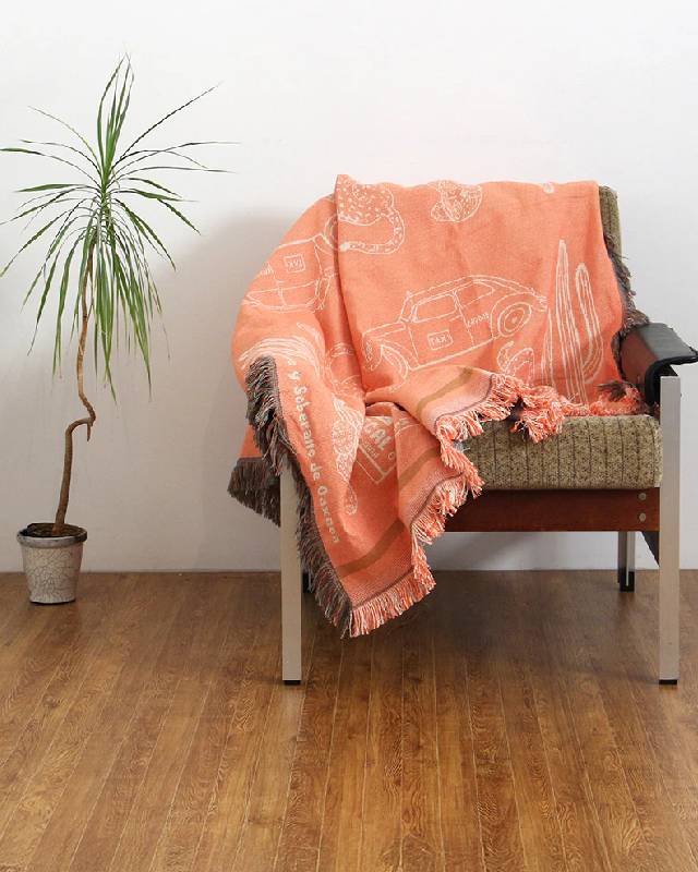 HERE by DETAIL / OAX Throwket "Cat and more Apricot"