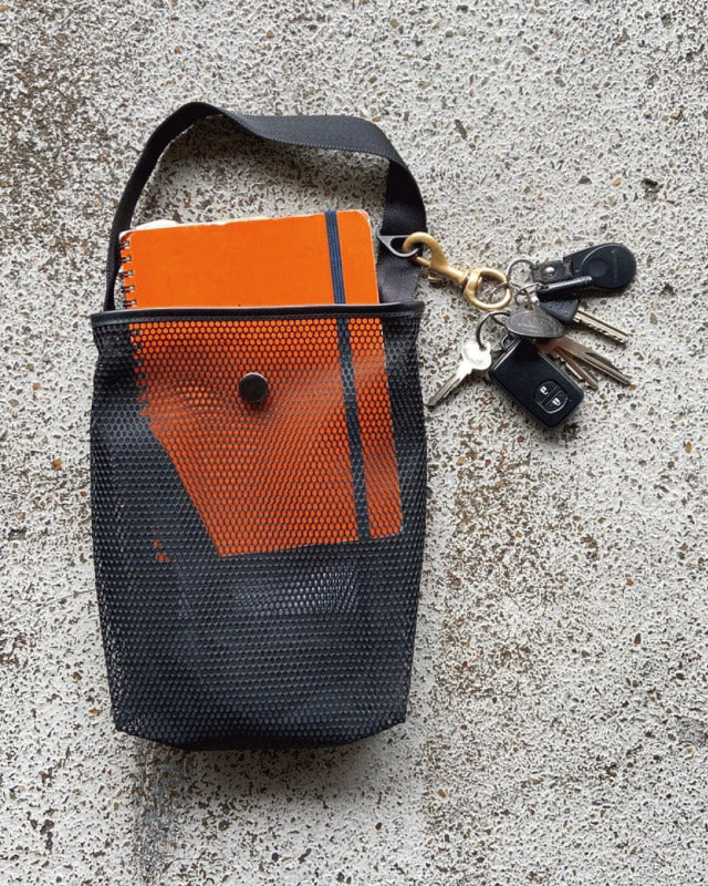 【バーンストア】 LIVERAL / Naki【S】Super water repellent