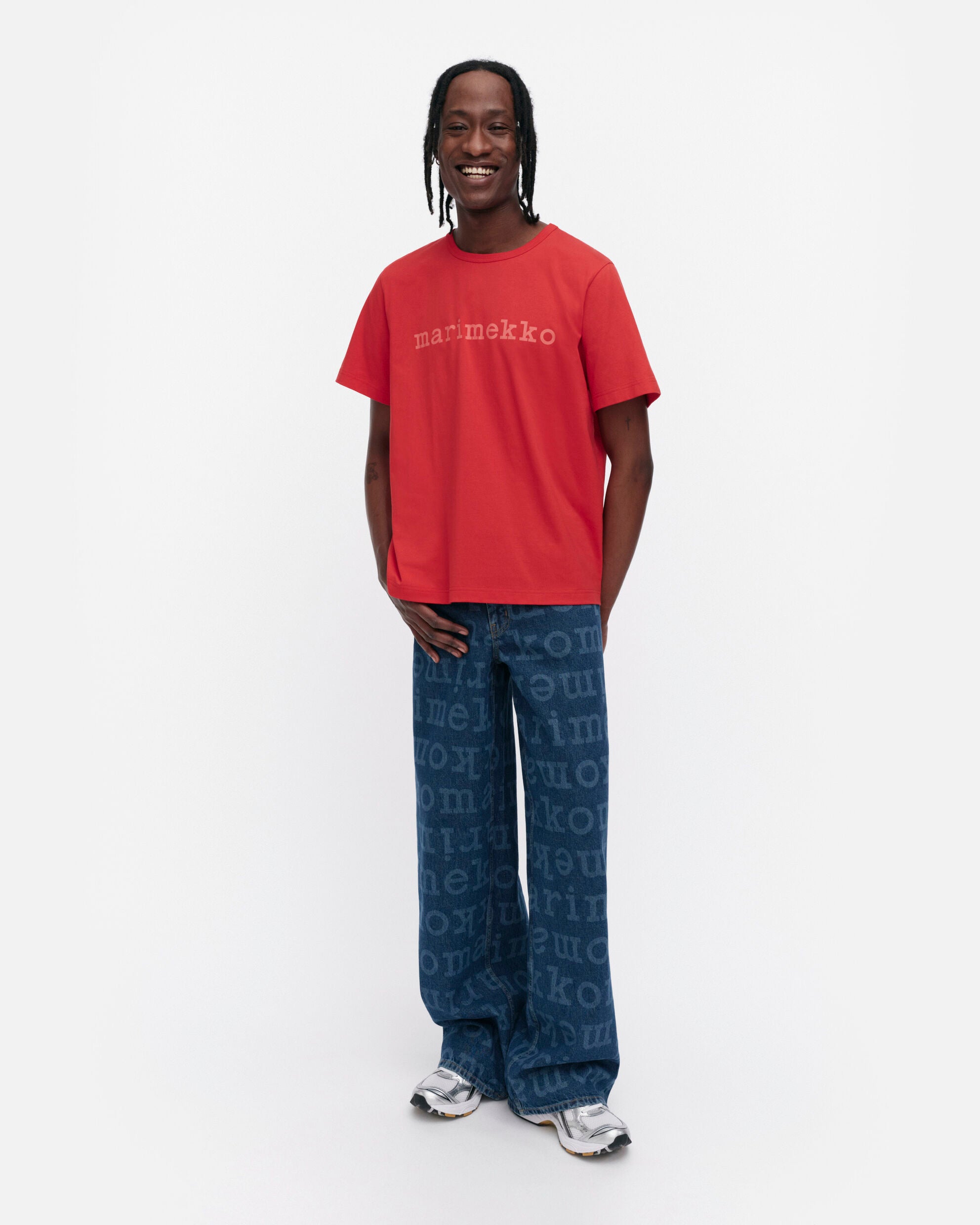 【マリメッコ】Kioski Vihne Logo Tシャツ 52254194564