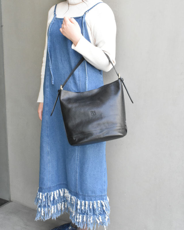 【イルビゾンテ】ショルダーバッグ 54252309410