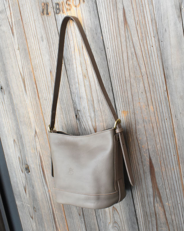 【イルビゾンテ】ショルダーバッグ 54252309510