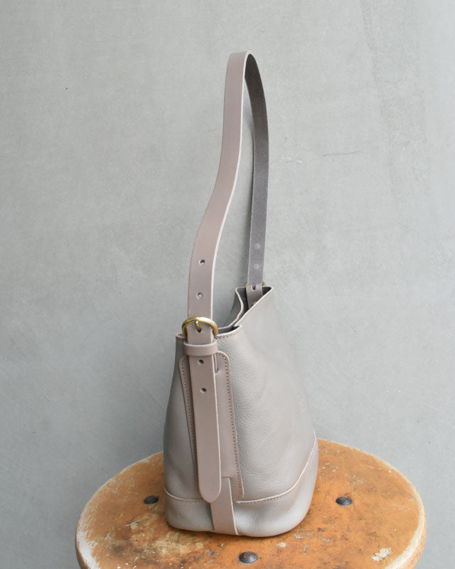 【イルビゾンテ】ショルダーバッグ 54252309510