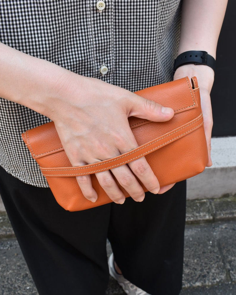 【イルビゾンテ】クロスボディバッグ 5422305510