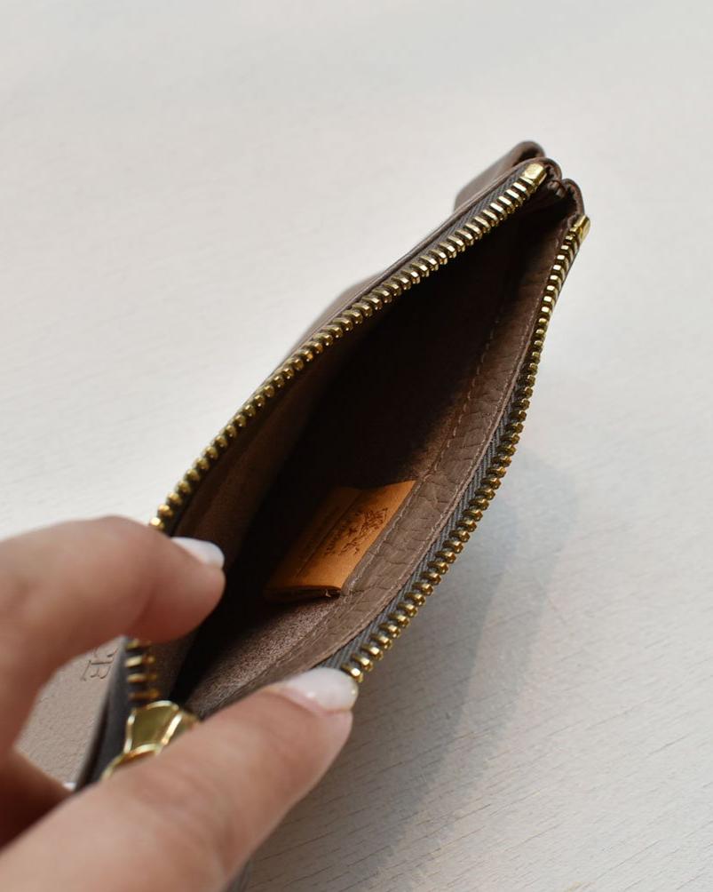 【イルビゾンテ】レザーポーチ 54162304295