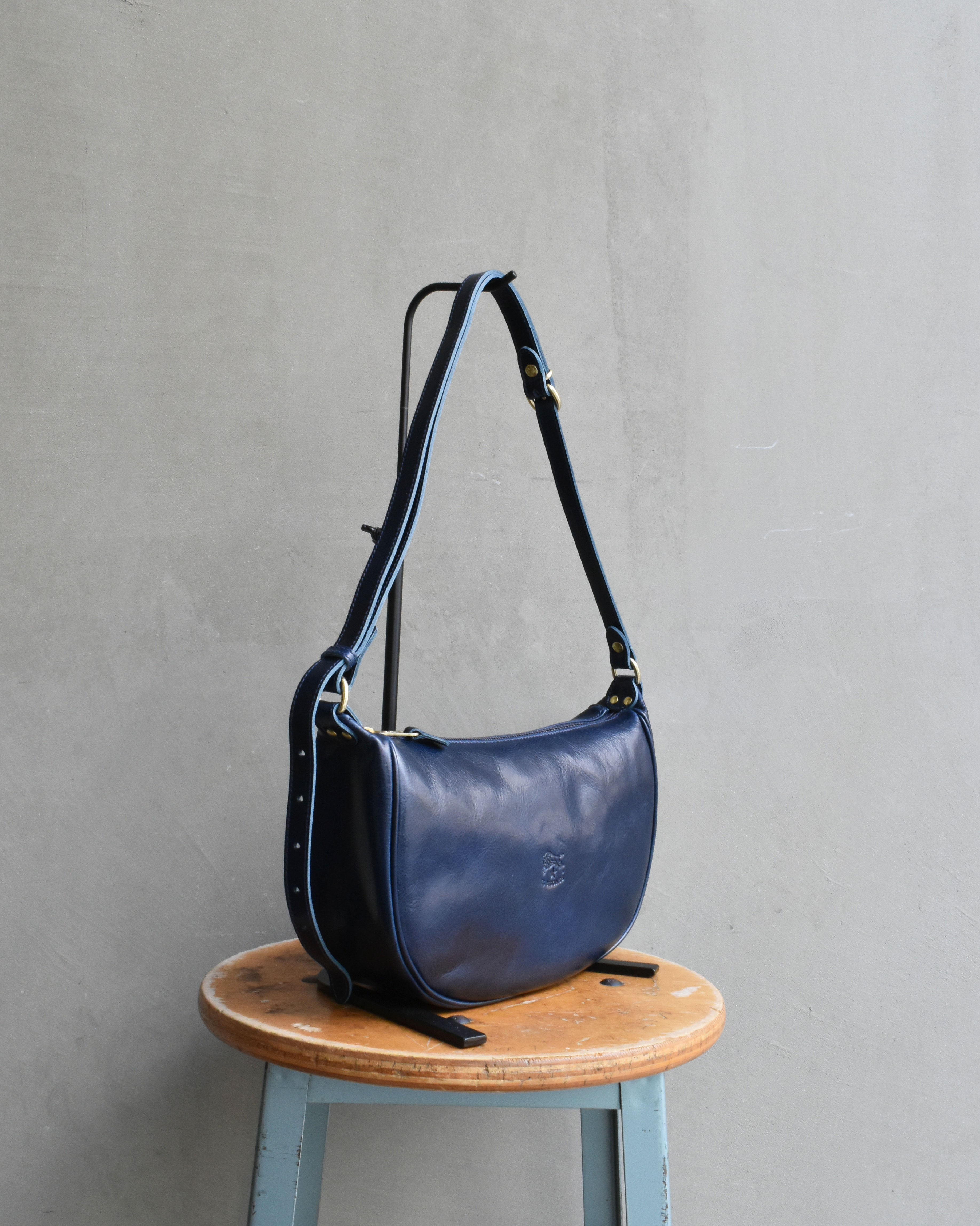 【イルビゾンテ】アンティークレザー ショルダーバッグ 54252308211