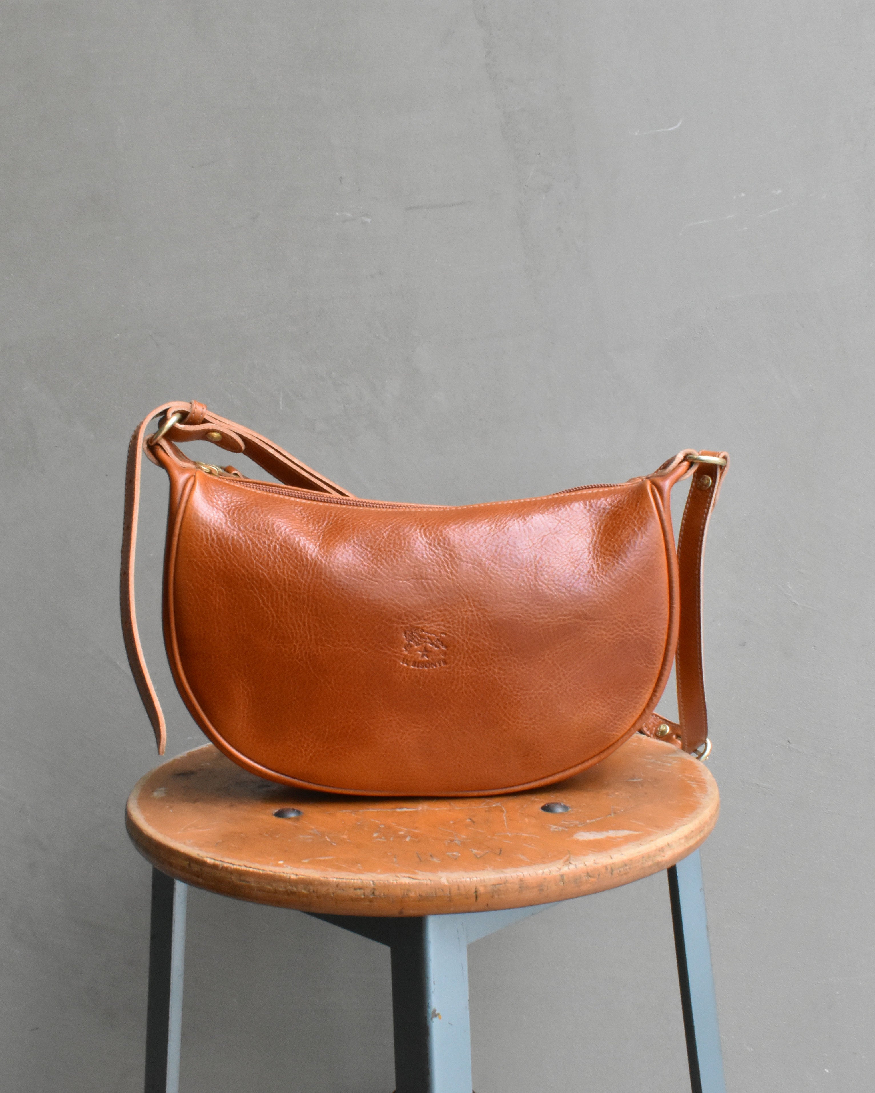 【イルビゾンテ】アンティークレザー ショルダーバッグ 54252308211