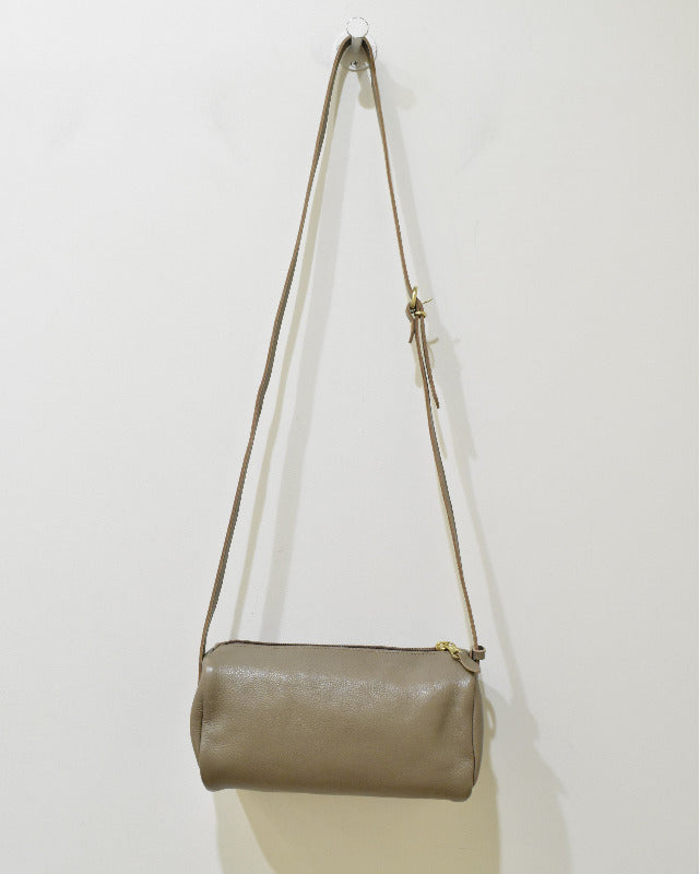 【イルビゾンテ】クロスボディバッグ 54182300311