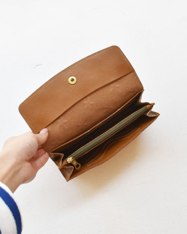 【イルビゾンテ】スター エンボスド レザー ロングウォレット 54262305440